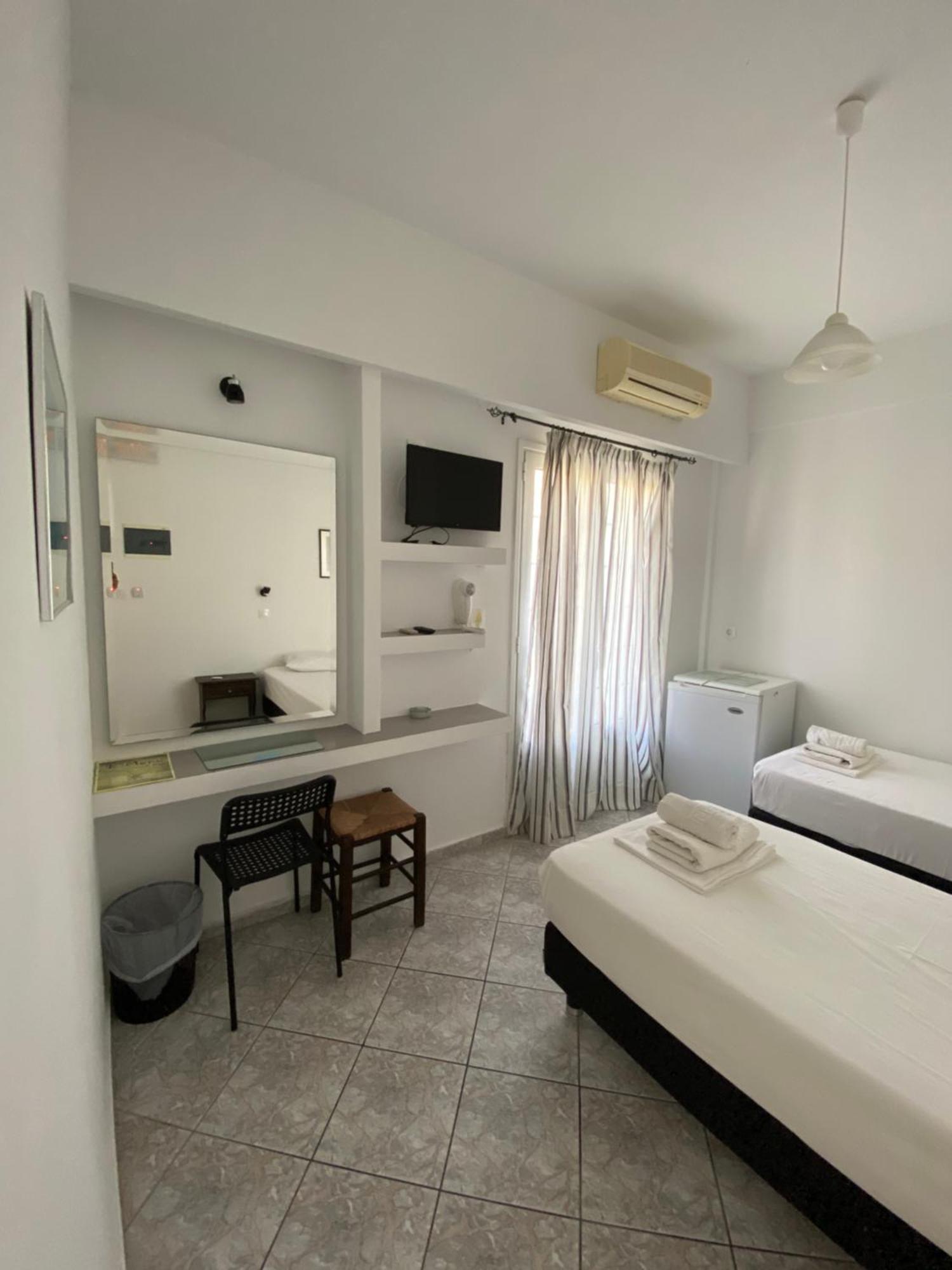 Deep Blue Rooms & Apartments Mylopotas Exterior photo